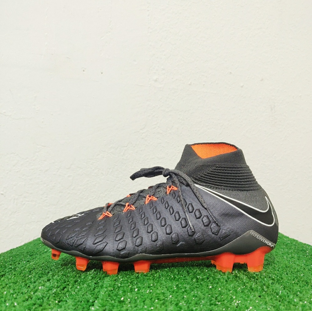 Nike Hypervenom Phantom 3 Elite DF FG Soccer Cleat - Picture 6 of 8